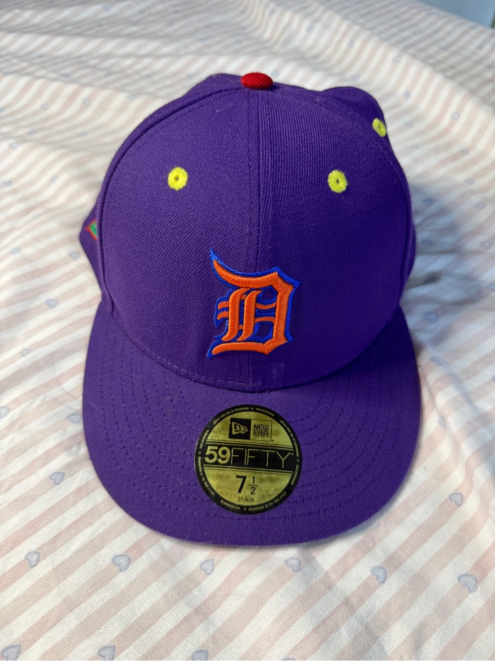 New Era Detroit Tigers Purple hat Size 7 1/2